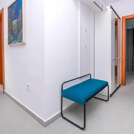 Apartment Visnja