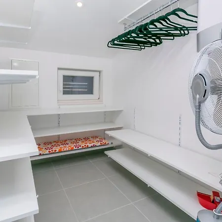 Visnja Apartment Rogoznica (Sibenik-Knin)
